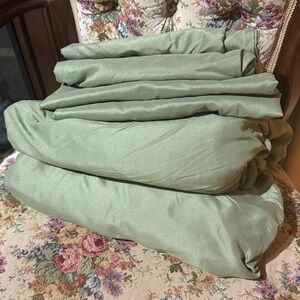 Queen Sheet Set, light green sheets, sheet set 6 piece